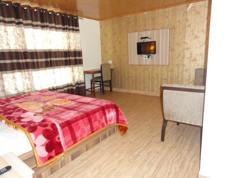 Hotel President Manāli Buitenkant foto